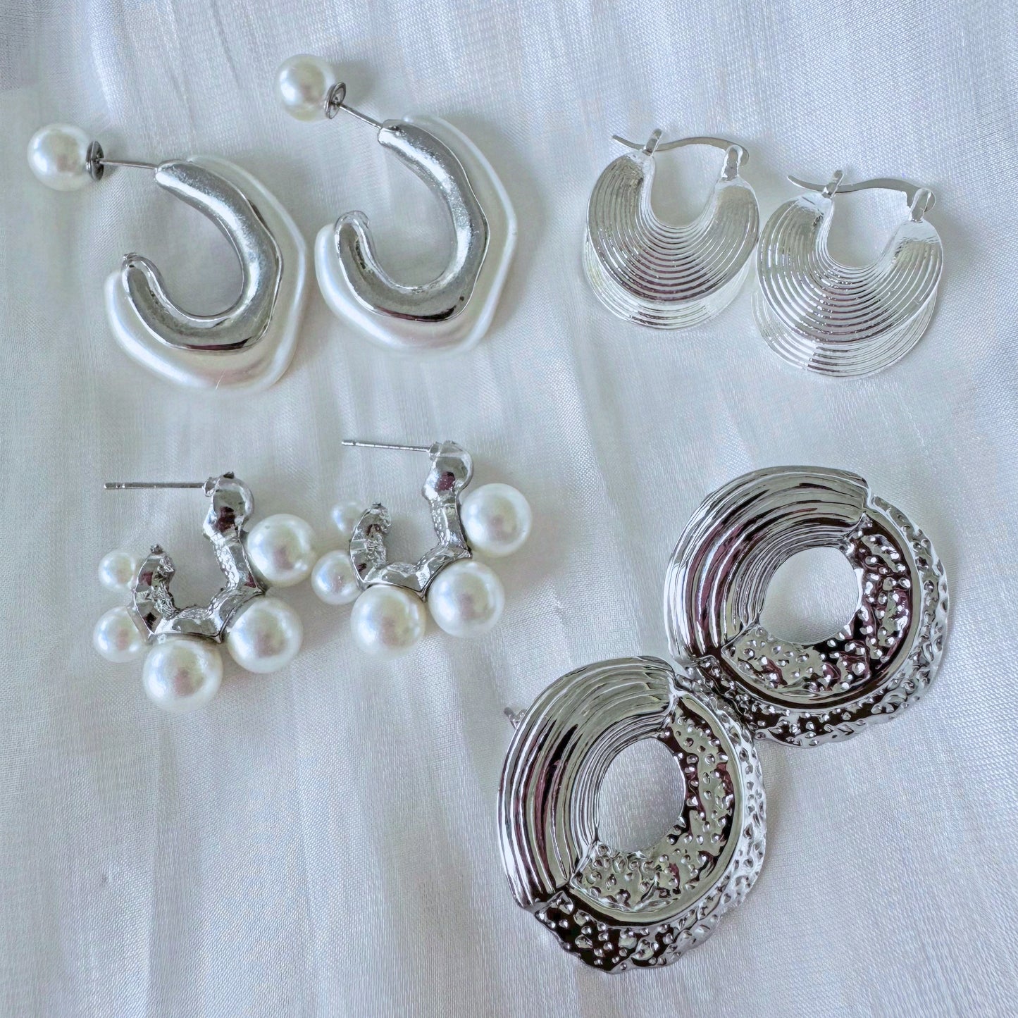 Isidora Hoop Earrings