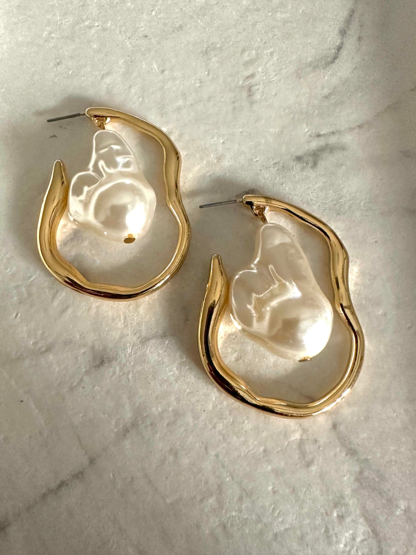 Aria Hoop Earrings